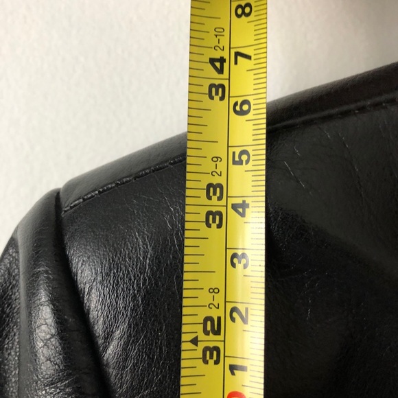 Danier Genuine Leather Doublebreast Button 6-8 Blk - Picture 4 of 7